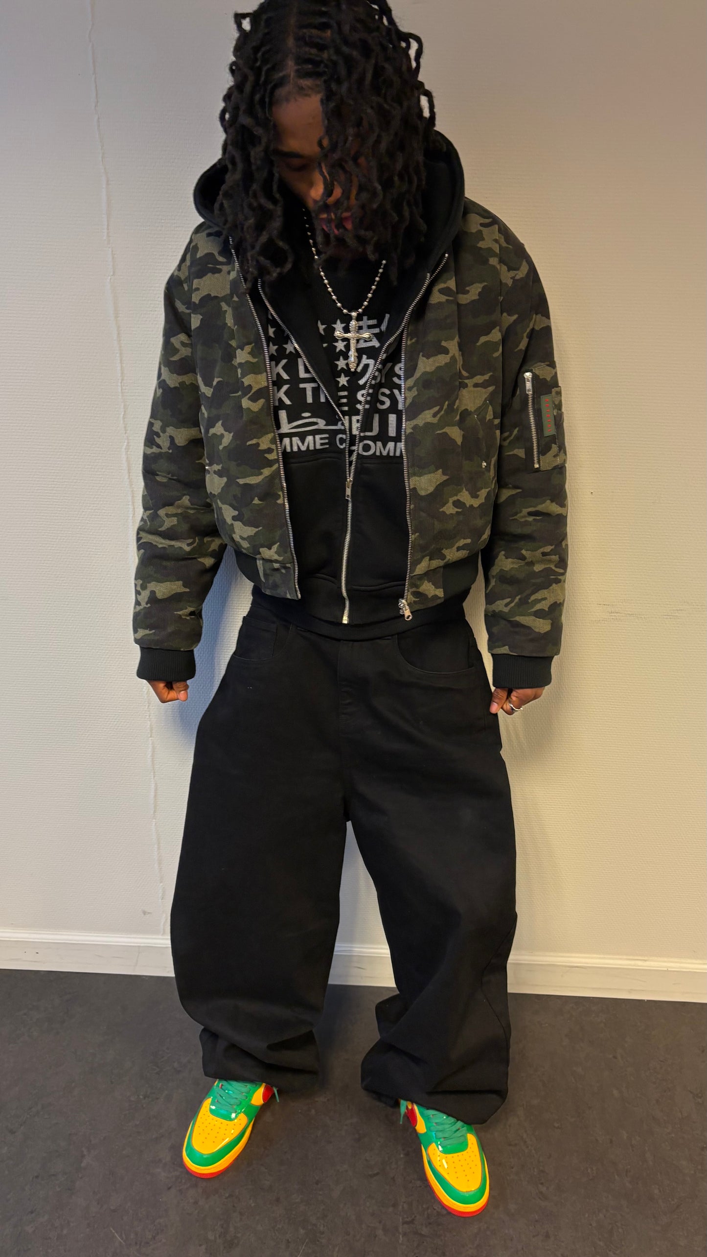 REVERSIBLE BOMBER JACKET [CAMO/BLACK]